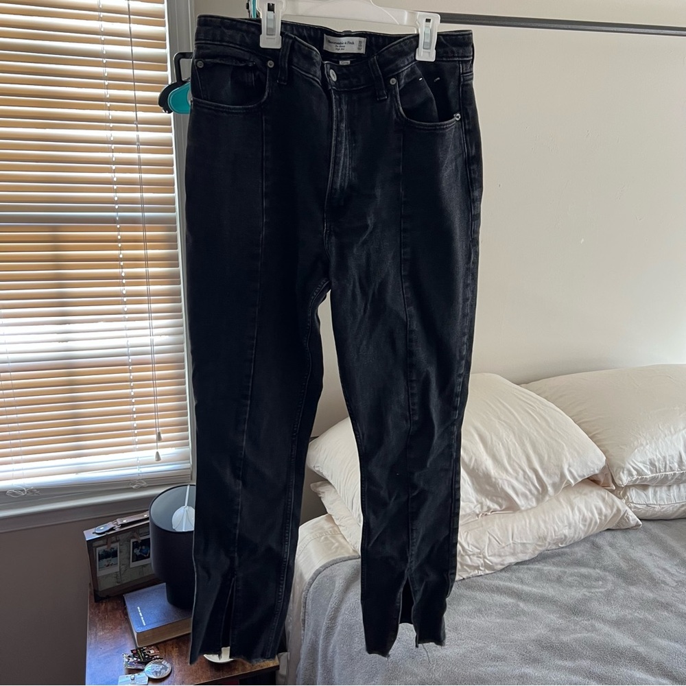 Abercrombie & Fitch The Skinny High Rise Split Sides
